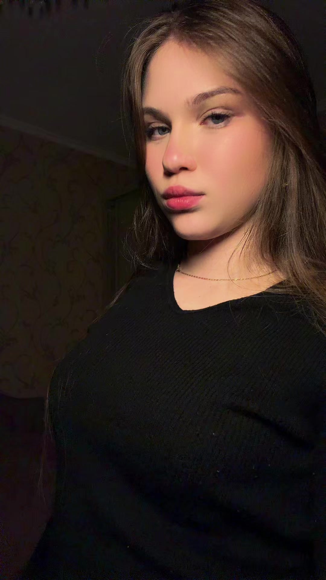 @𝑬.𝒁𝒉🐊