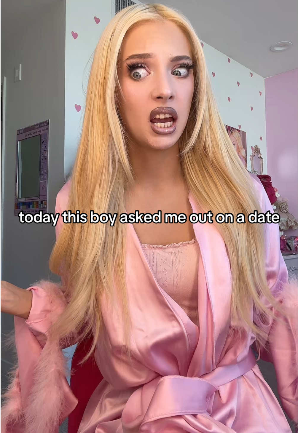 @mo