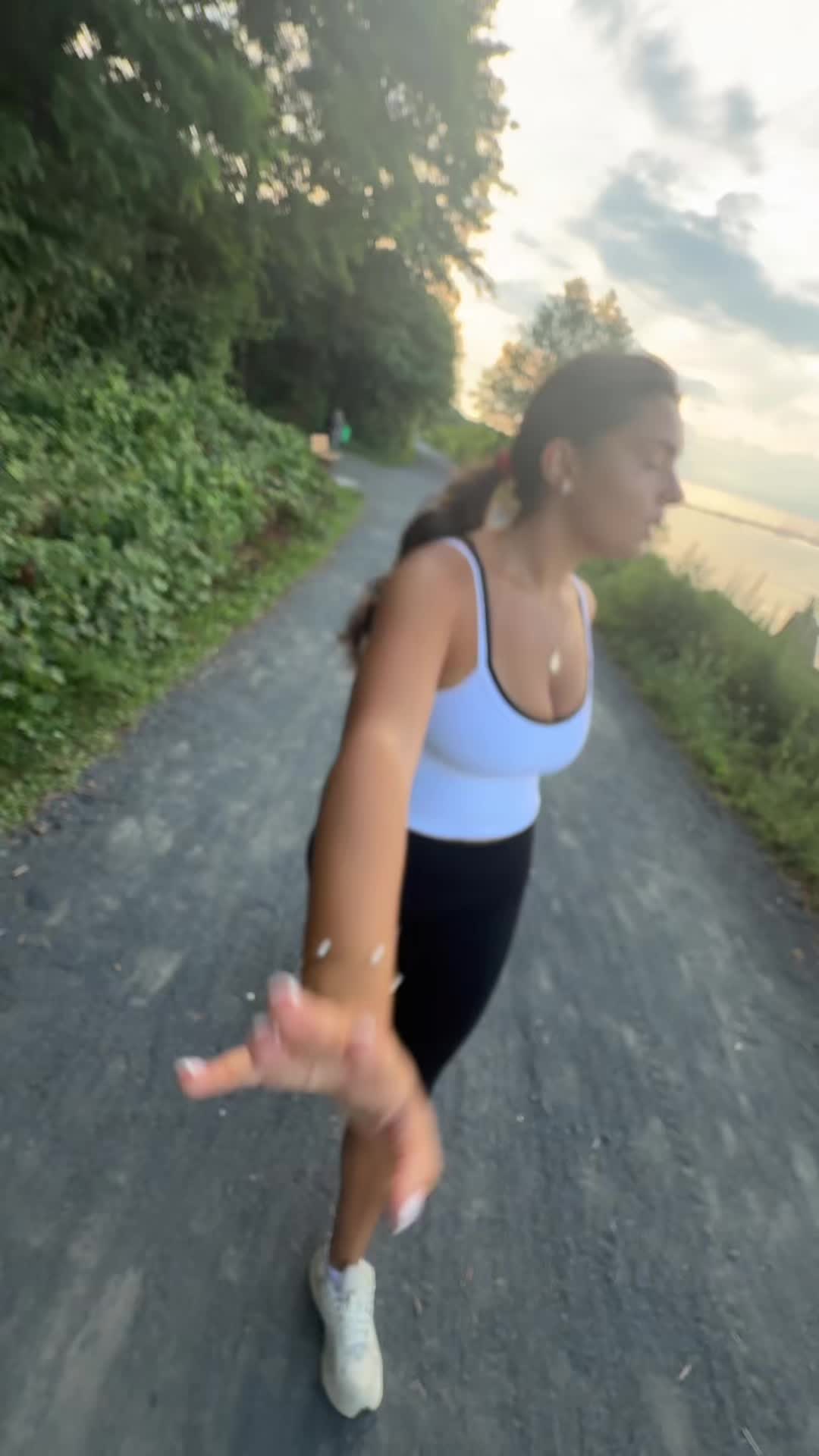 @sofiarussonj