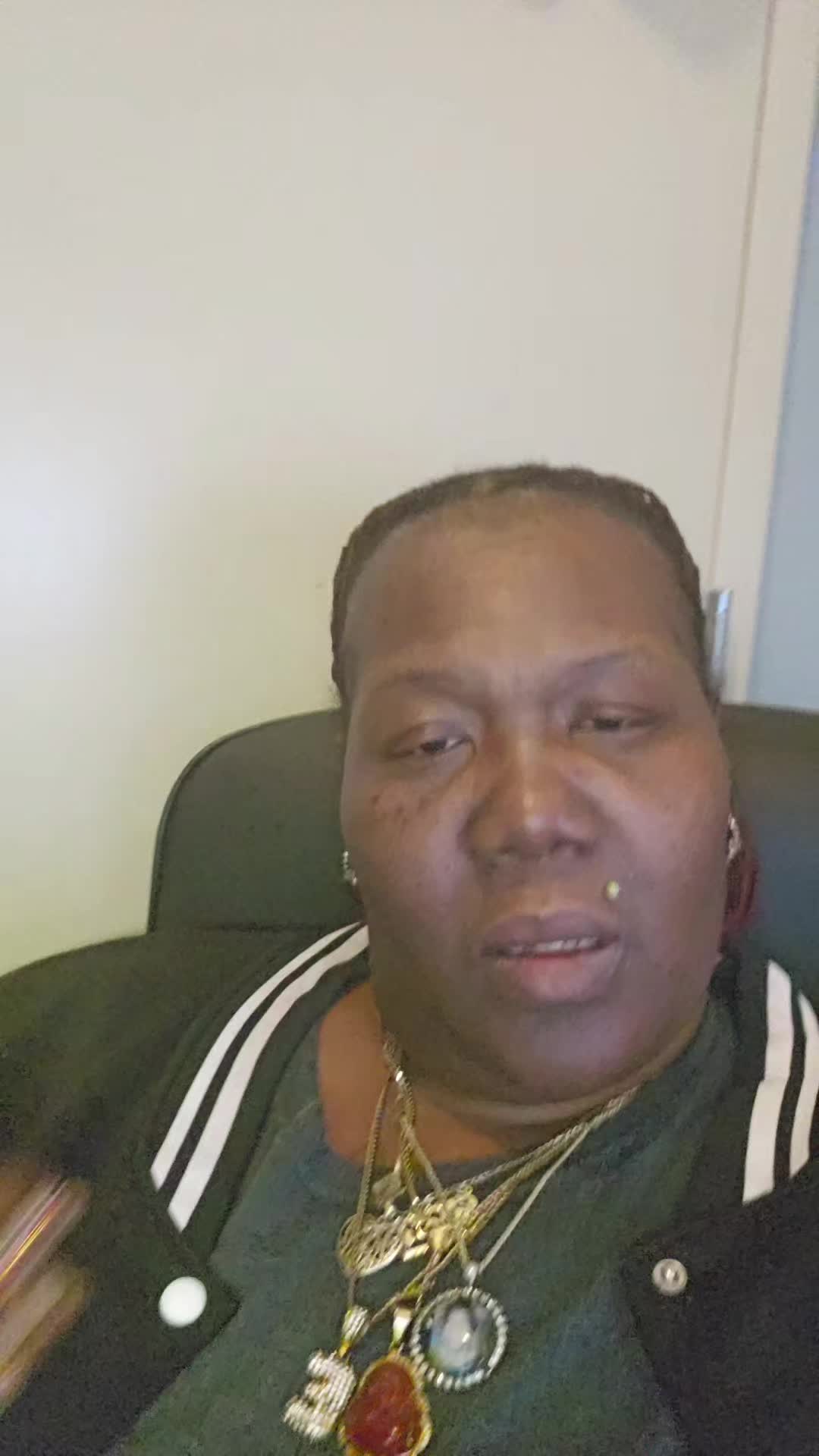 @Blakbuttafly81