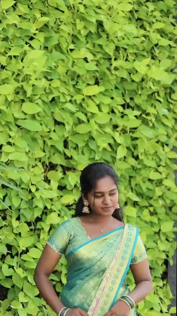 @தமிழ் பொண்ணுங்க