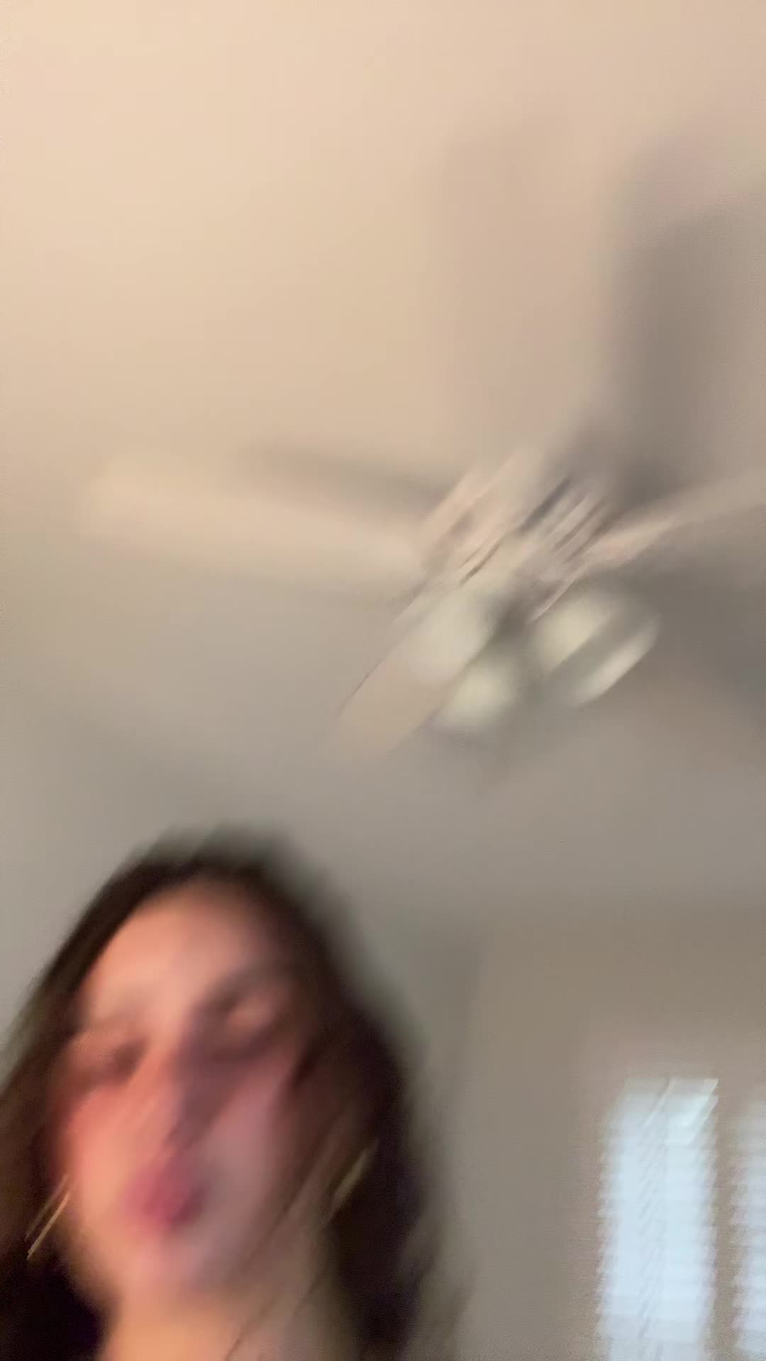 @⃟