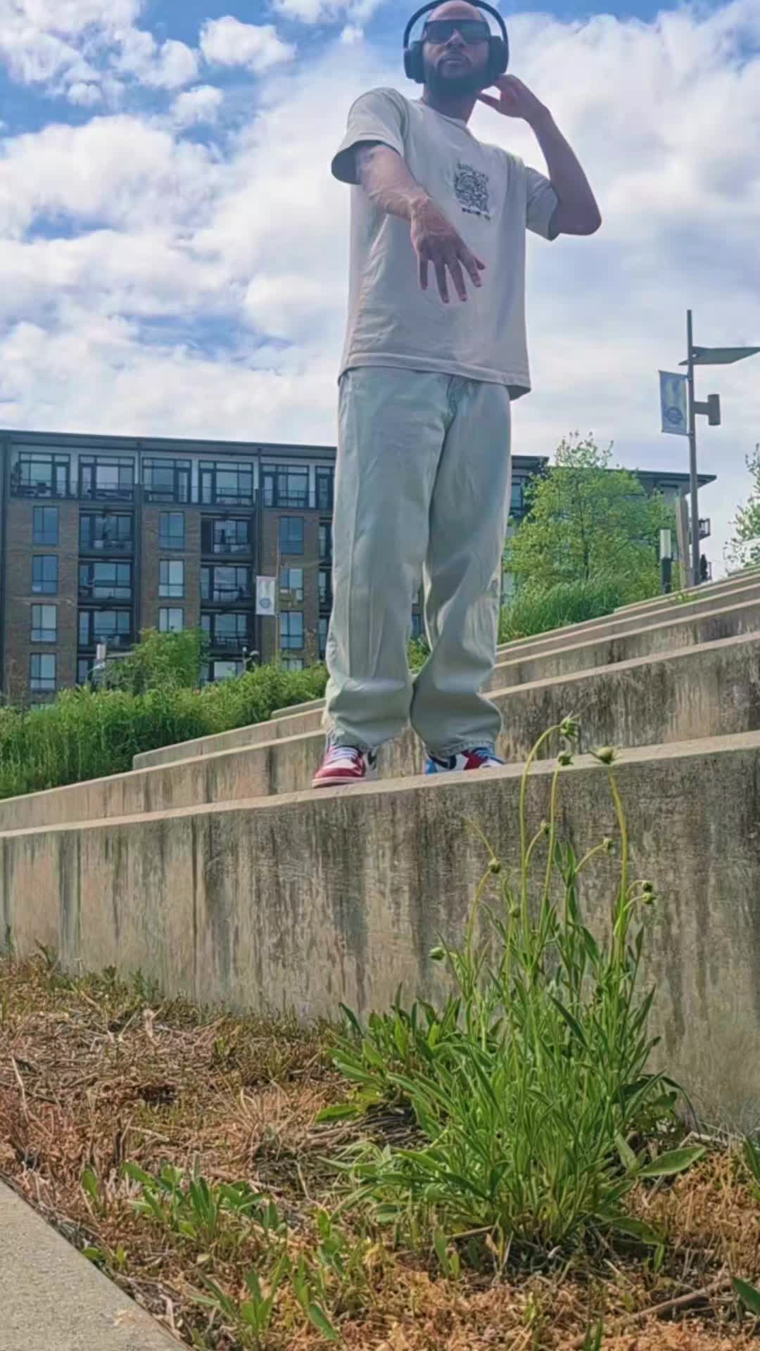 @Jay AlexanderDaGoat