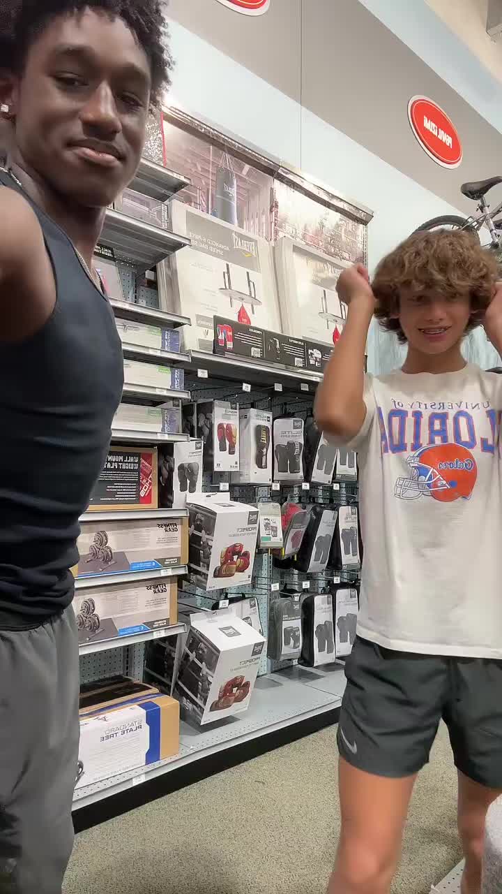 @TOMMY