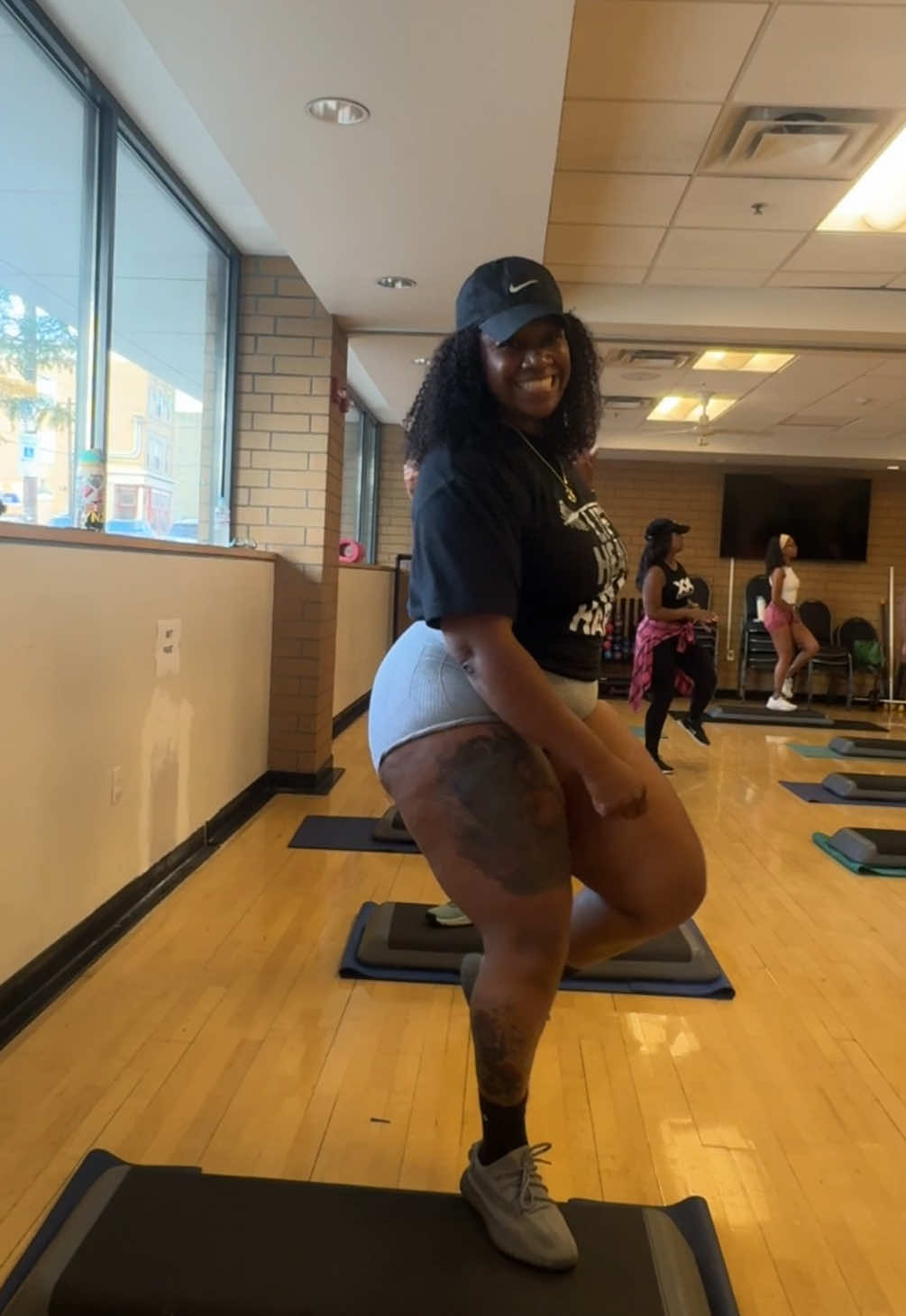 @Meshia