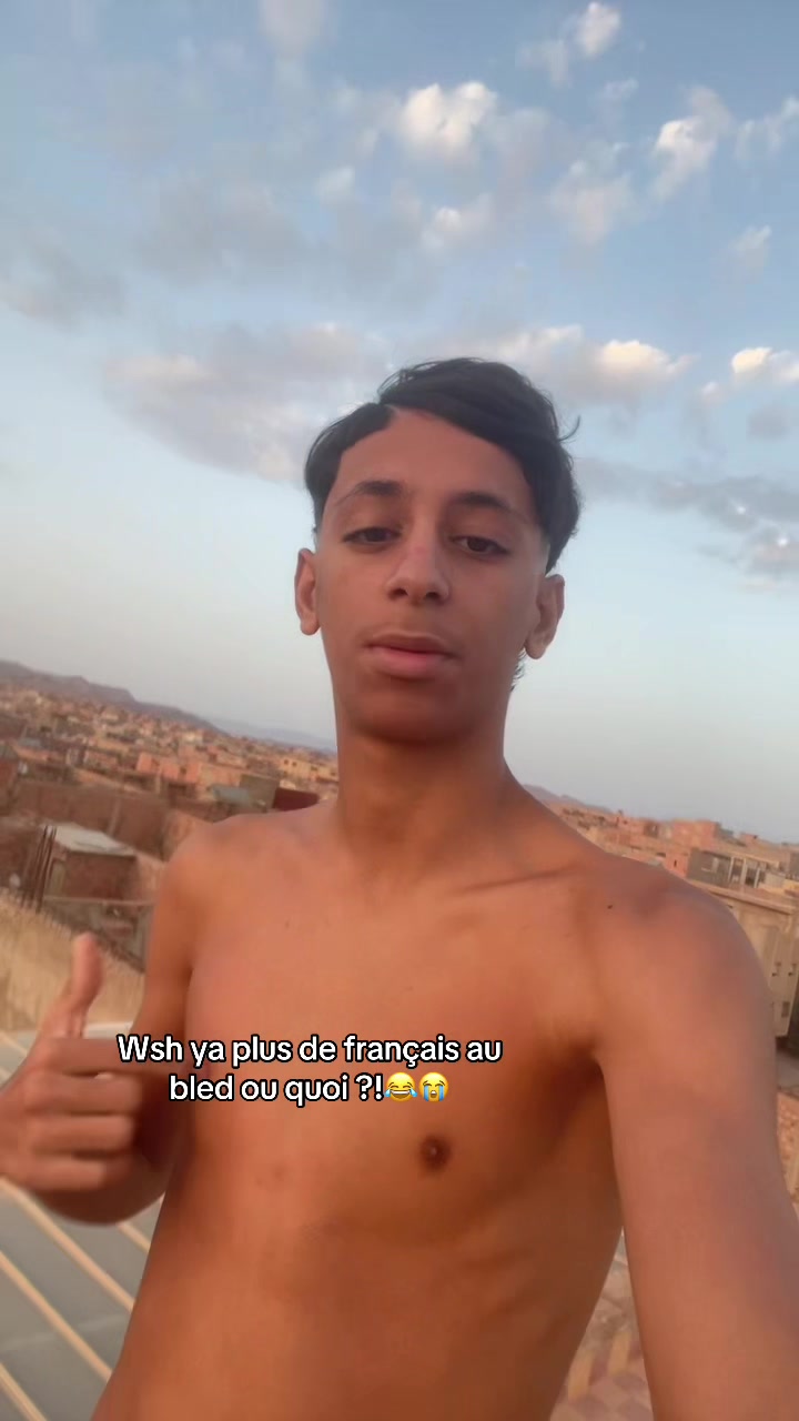 @7sietee_