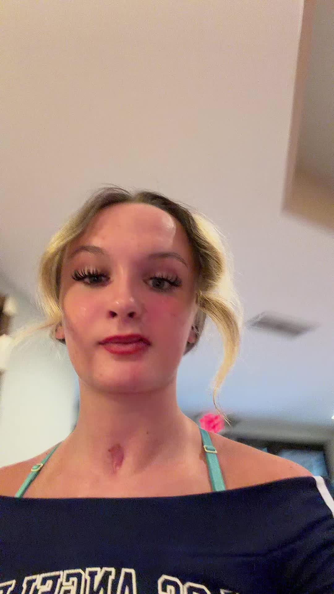 @___