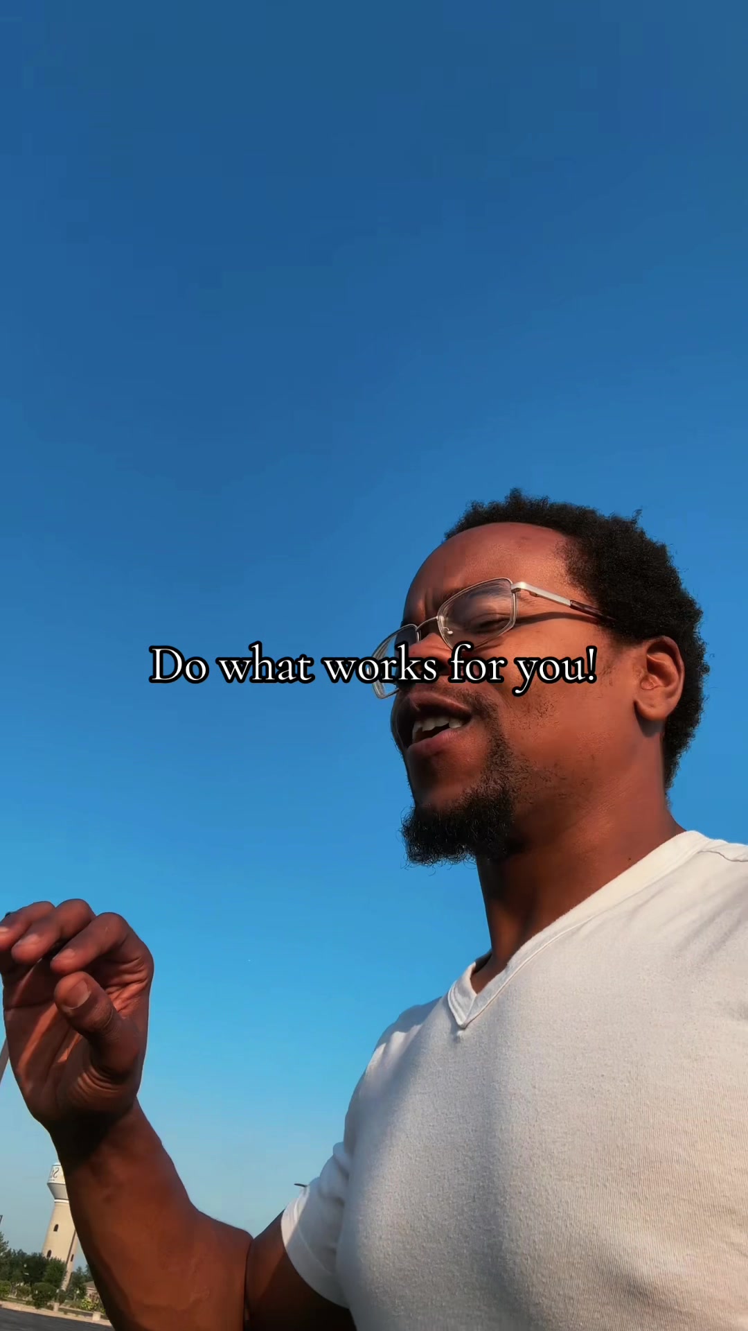 @TheFamousAr