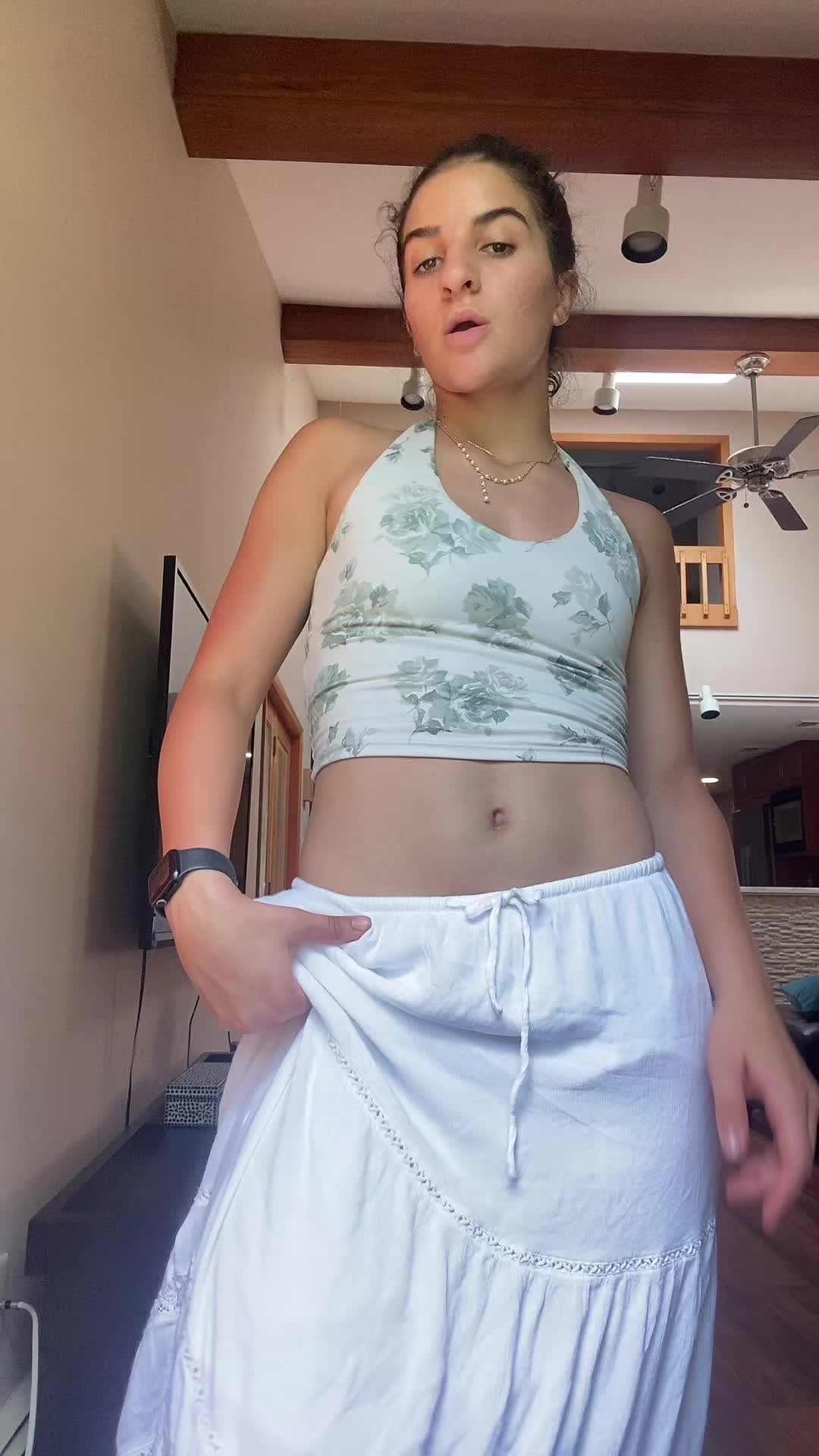 @isabelalipsky