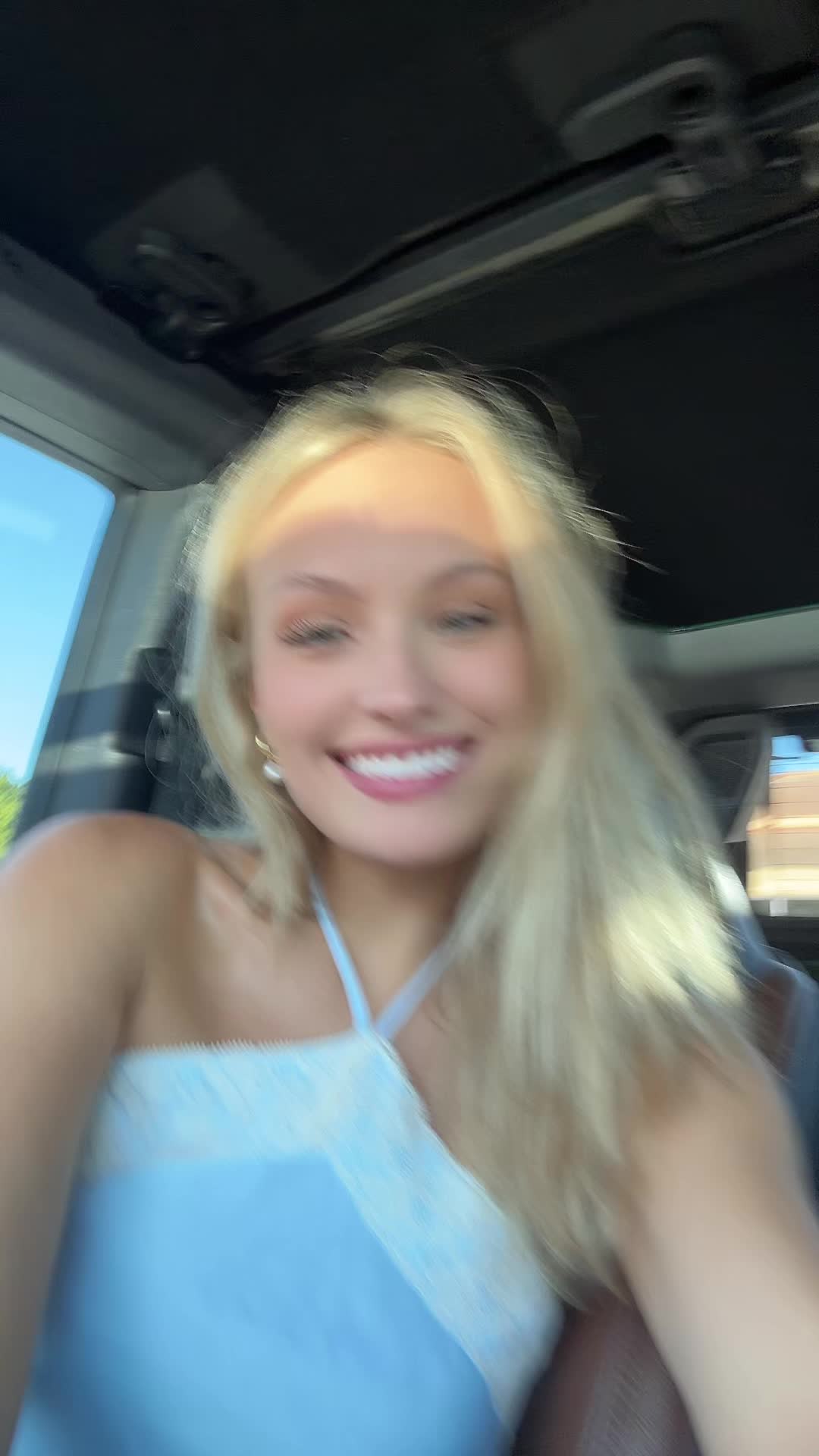 @Mia