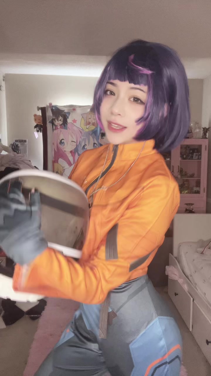 @QueenStocking