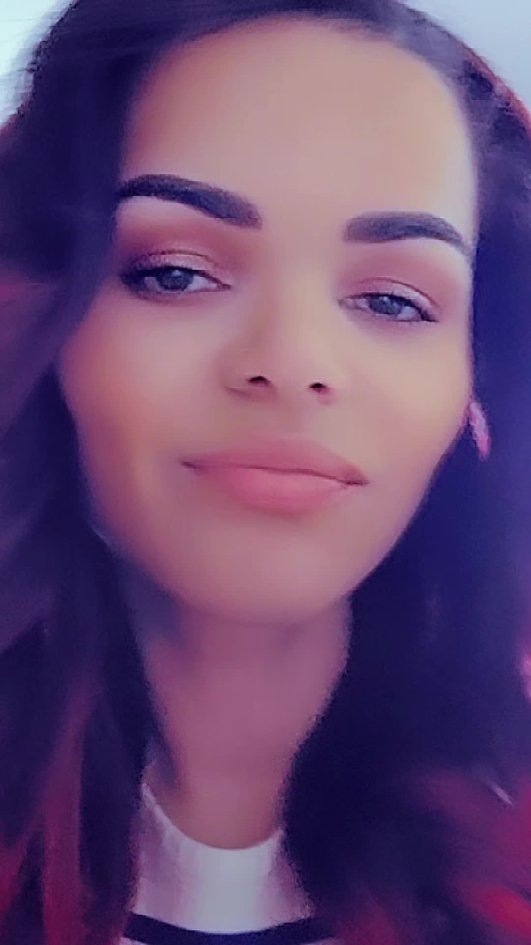 @Lezbpoly