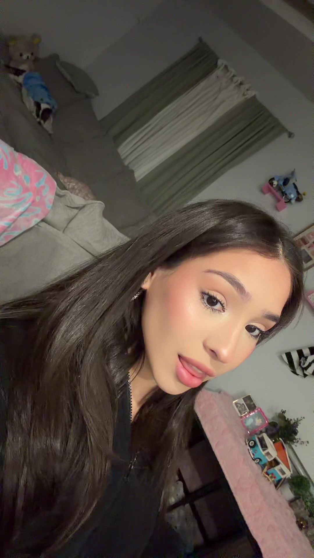 @Samantha