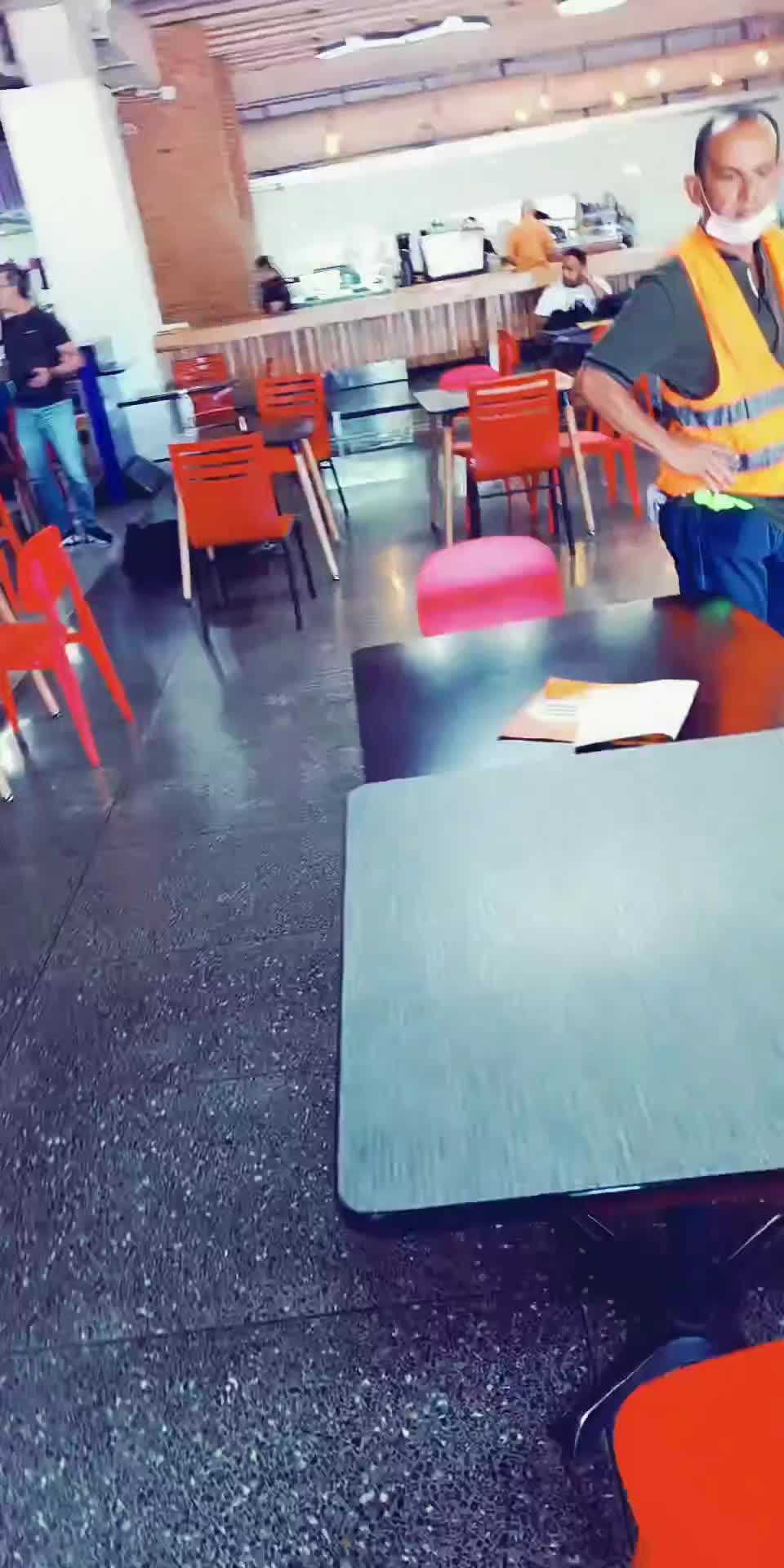 @Eleazar Guillén