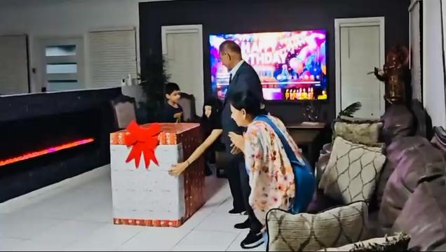 @Friends world tv
