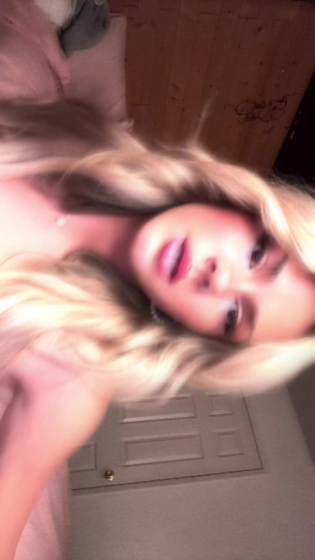 @verycoolhotstrangegirlxo