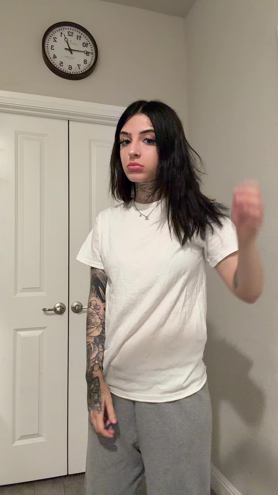 @Lilyrrrose