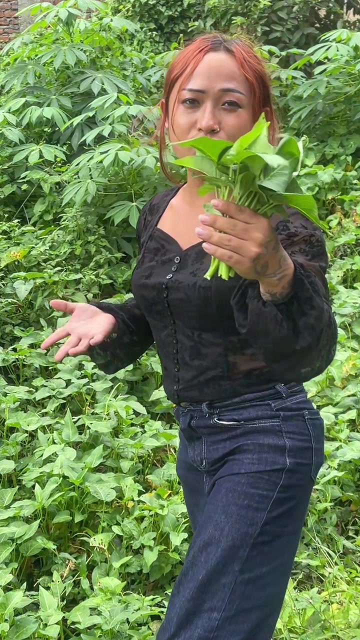 @Sabrina Kerungma