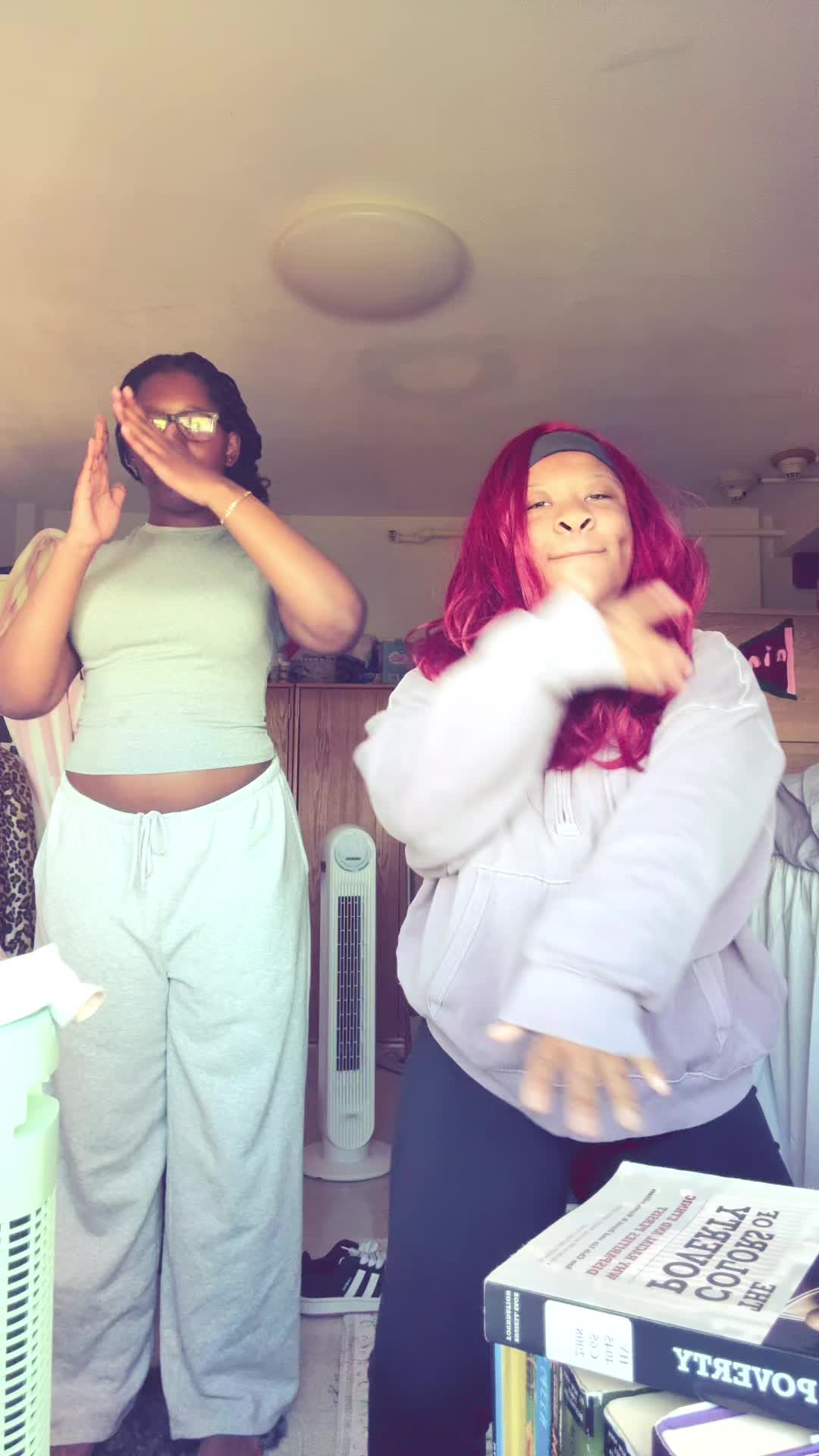 @Lollipopgirllol🍭💜🦄🧜♀️