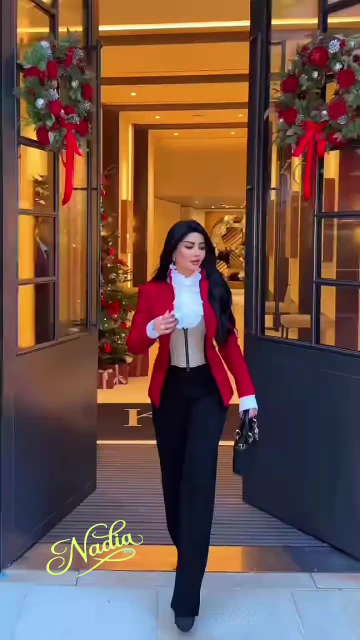 @🇦🇺  Nadia   🇱🇧