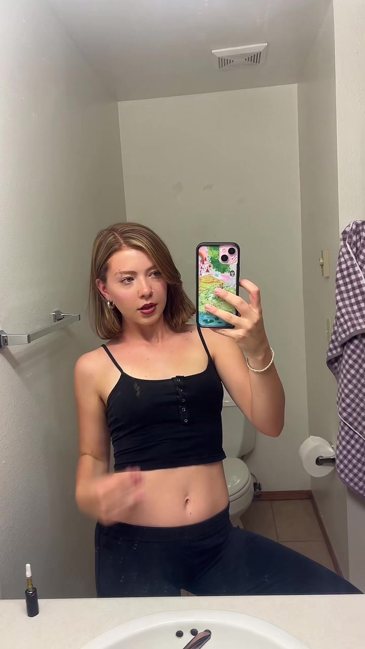@malia