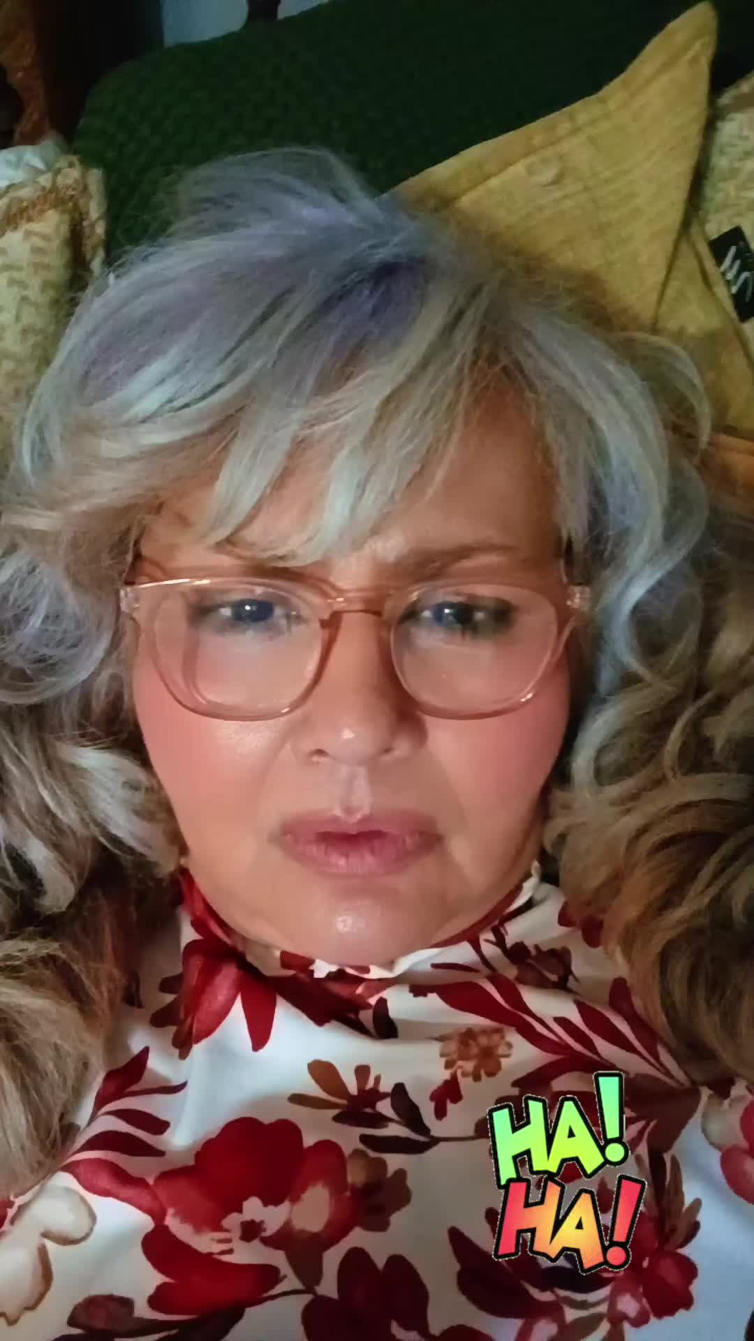 @Elena Flores
