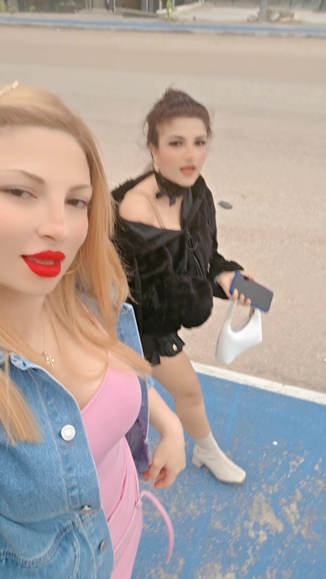 @GECENİN KRALİ&Ccedil;ESİ 👊🏻💋💄😉