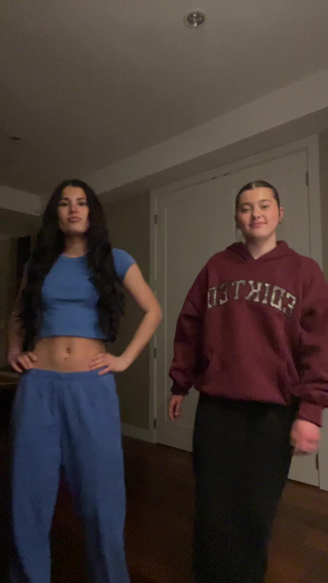 @myakruzel