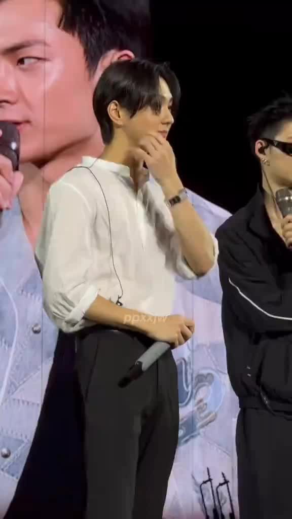 @๐ฆ๐๐๐๐๐
๐๐๐๐๐