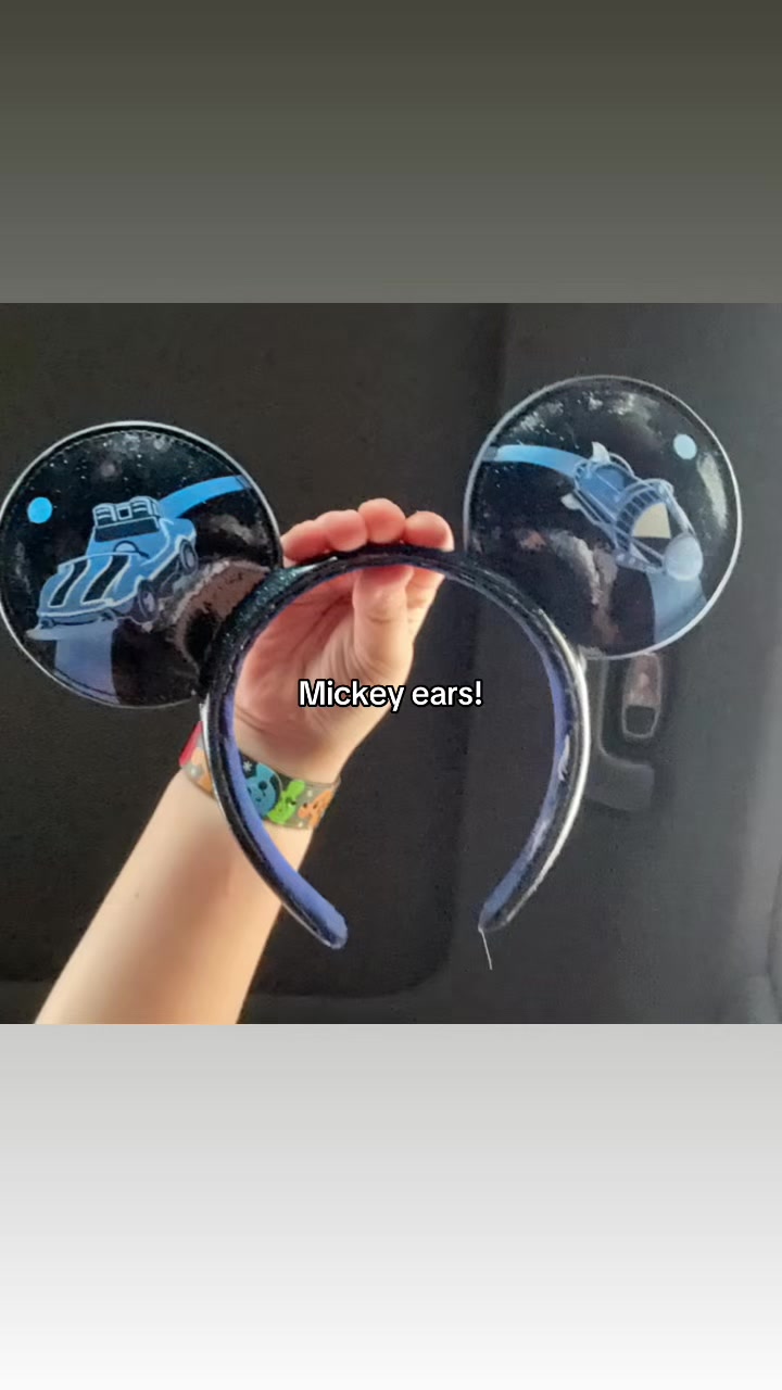 @𖥂 Санниз 𖥂