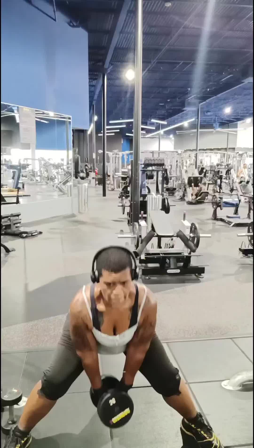 @locaknoni
