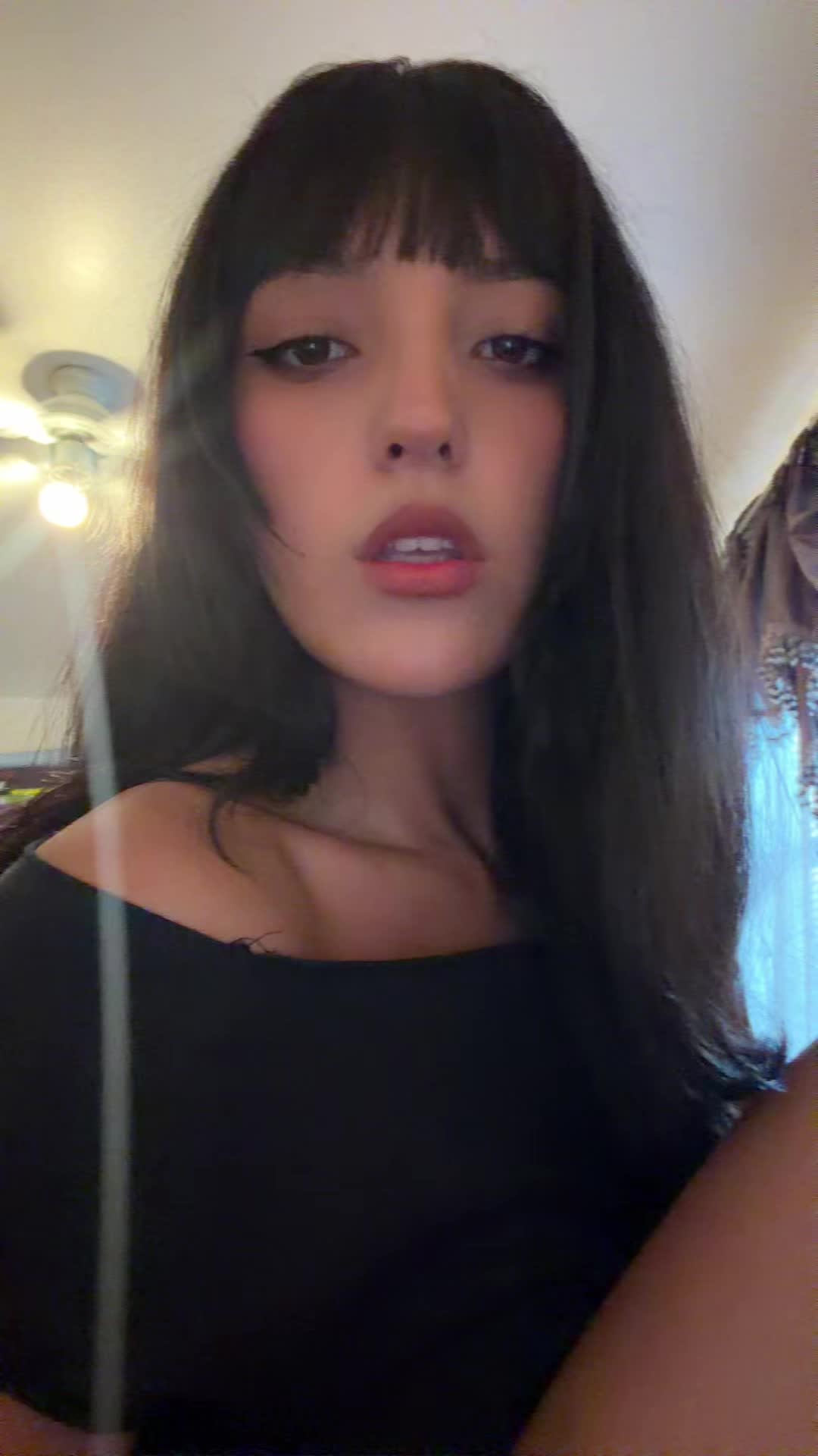 @valeria violeta