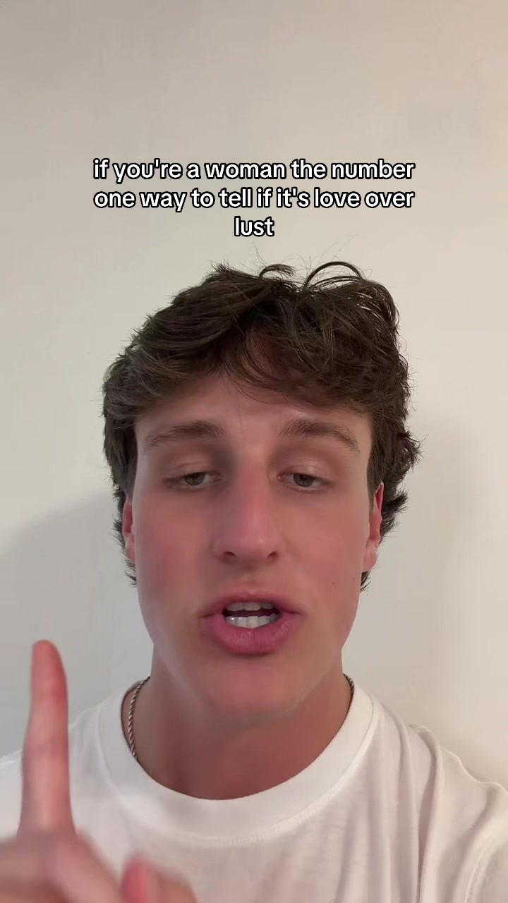 @julionomartello