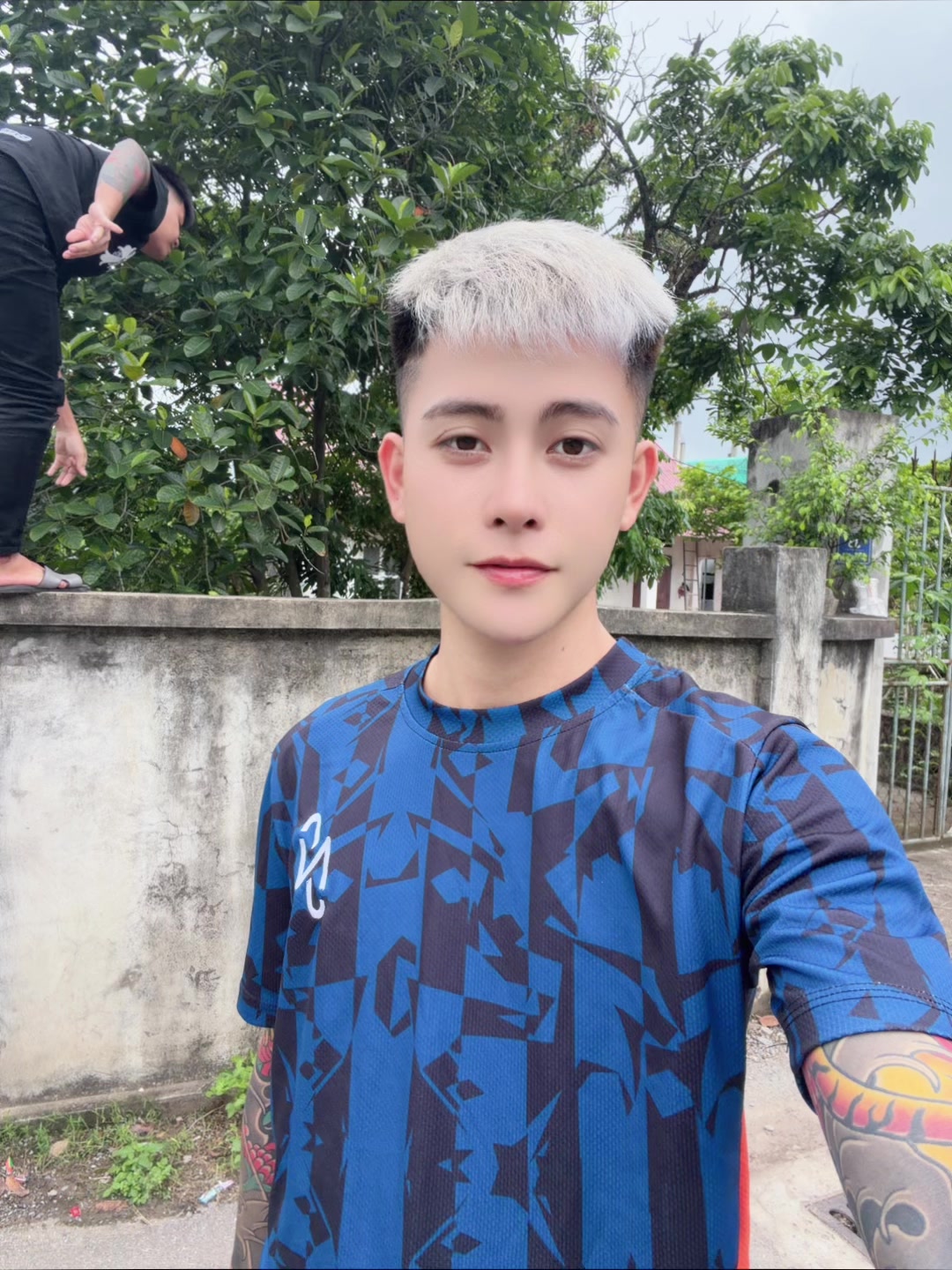 @Ki&ecirc;n Chổi ✅