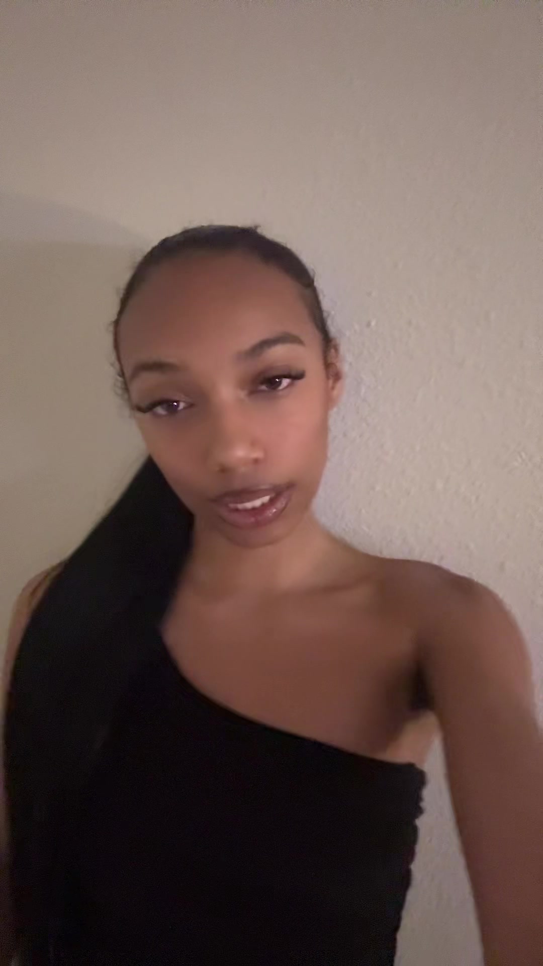 @Kaylani💫