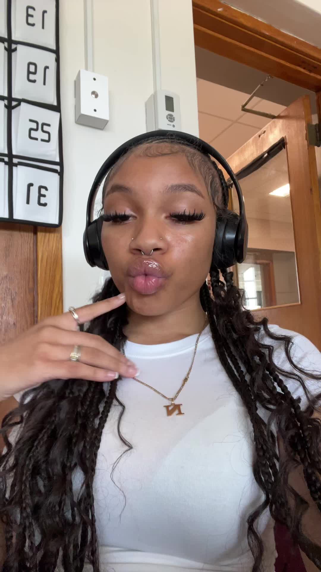 @nana 💞.