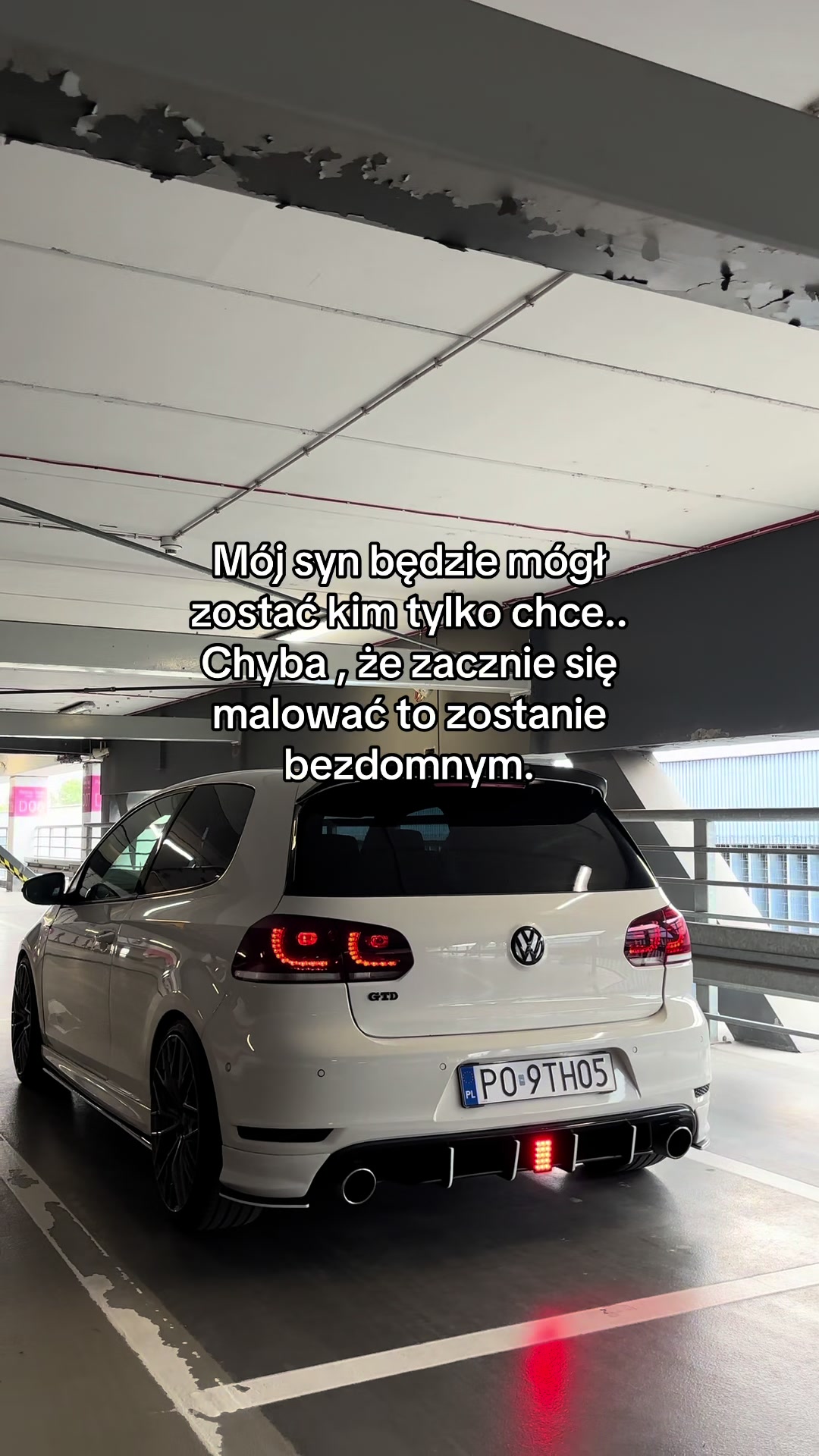 @Kondziu_gtded35
