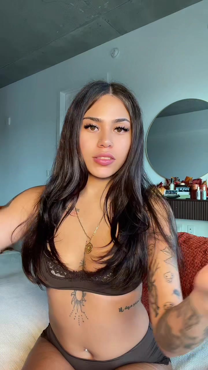 @yoarabella