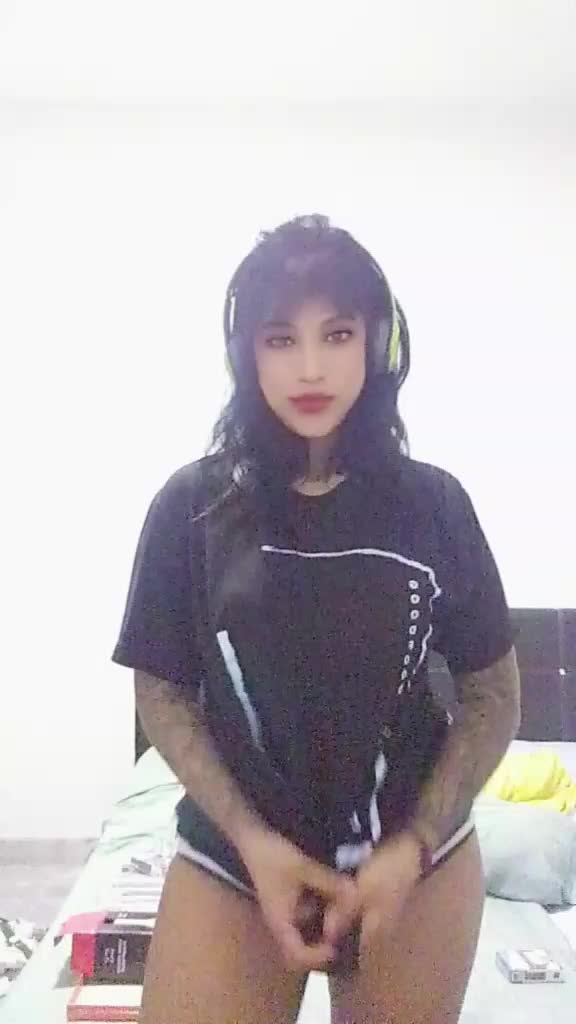 @මැනික්