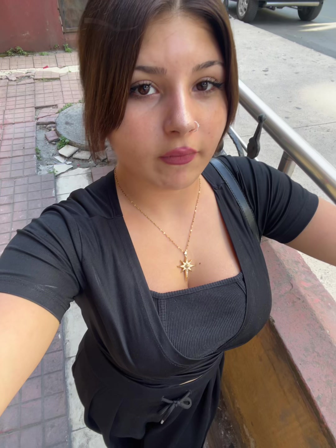 @xvazra00