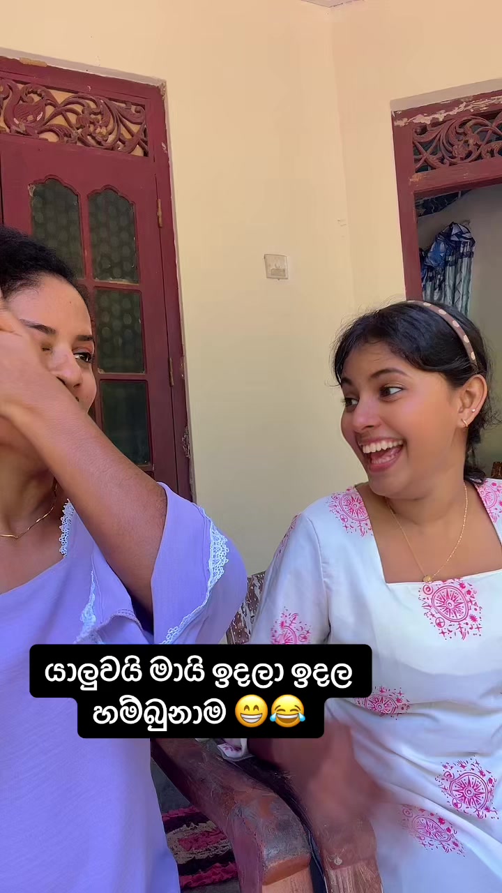 @Anju & Sanduuu 👩&zwj;❤️&zwj;👩