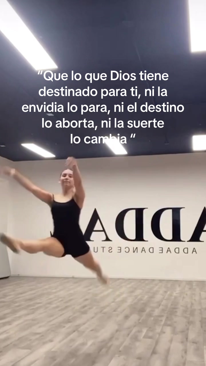 @Adamari Escamilla