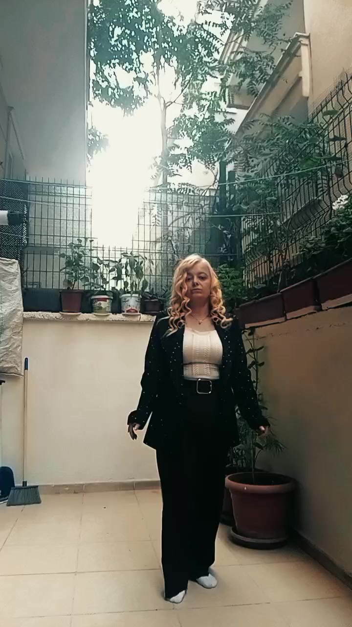@ℰ𝒷𝓇𝓊'ℳ❤️