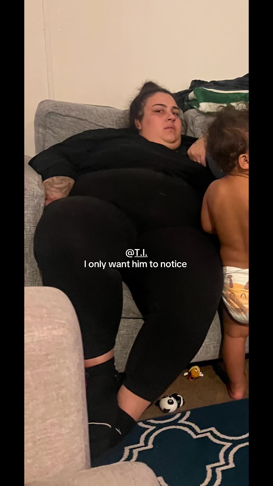 @S I L V I A E L I Z A B E T H