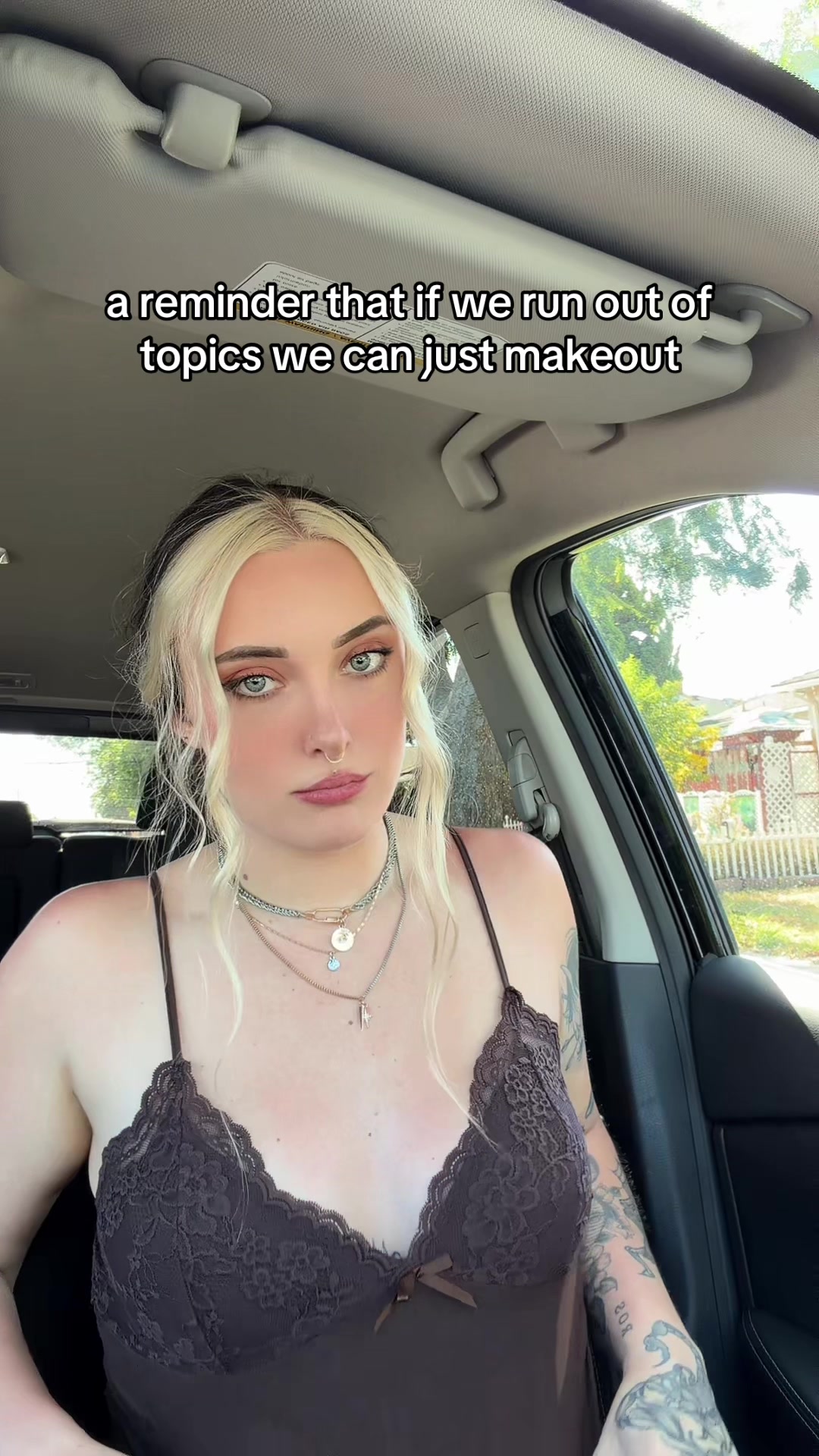 @laurelhoneyyy