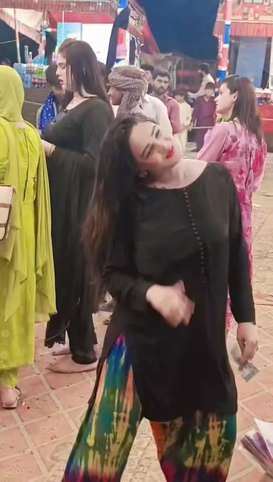 @عروج آفیشل