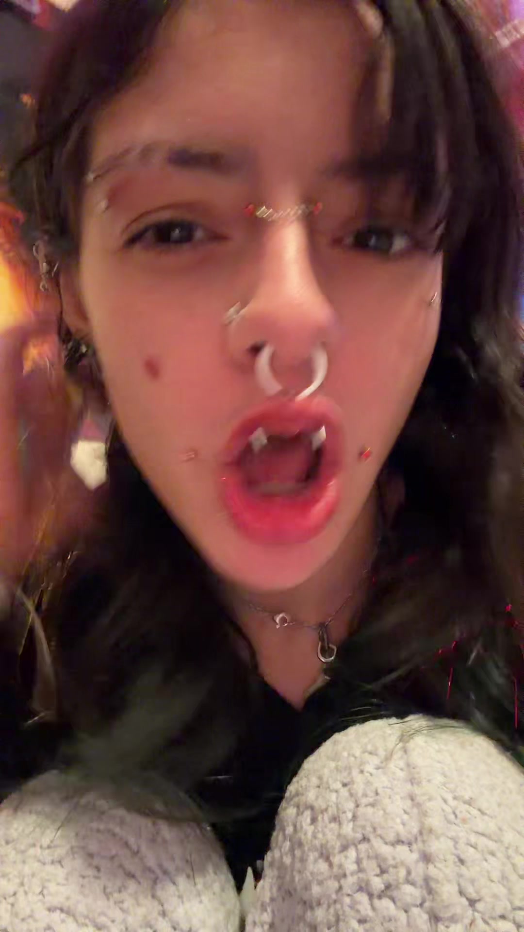 @Jy