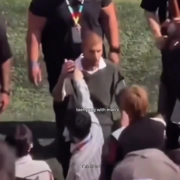 @๐๐ ๐ค