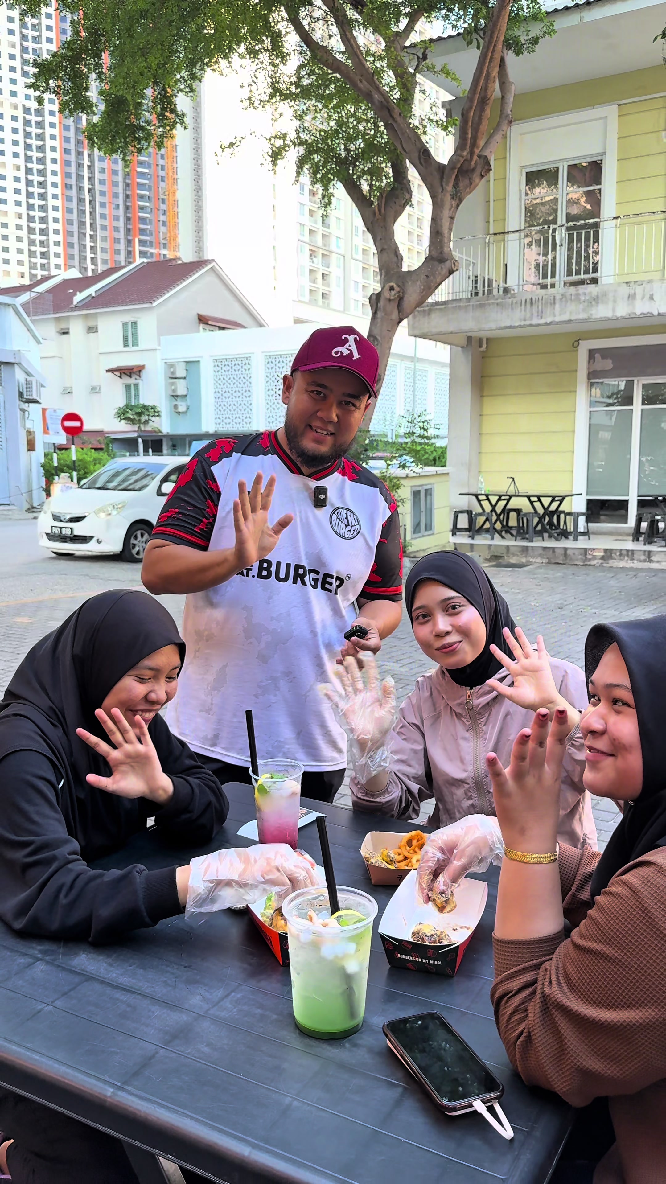 @thefat.burger