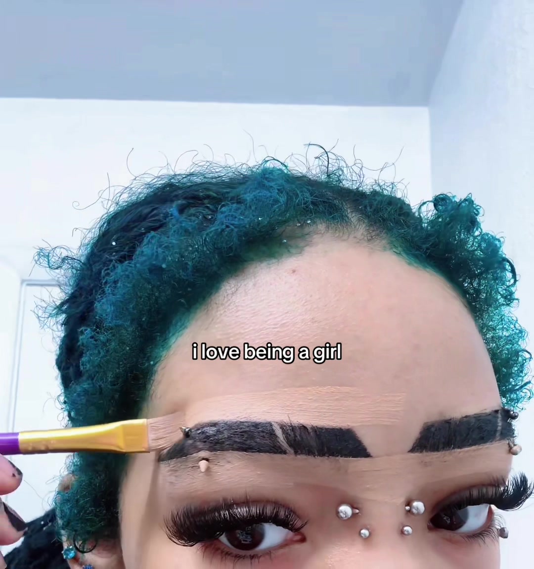 @𝐰𝐢𝐥𝐥𝐨𝐰😛